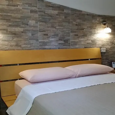 Il Giardino Di Giulia 2 3* روما